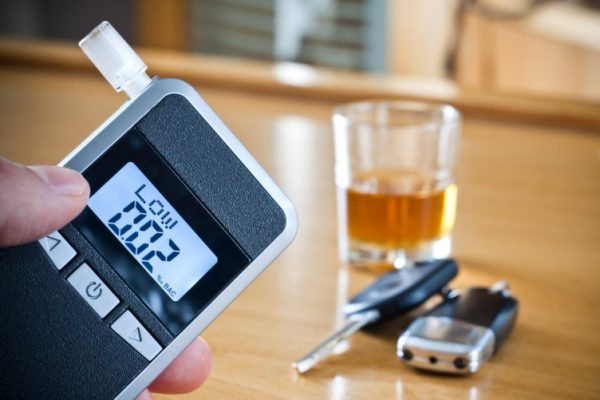 máy đo hàm lượng cồn trong hơi thở