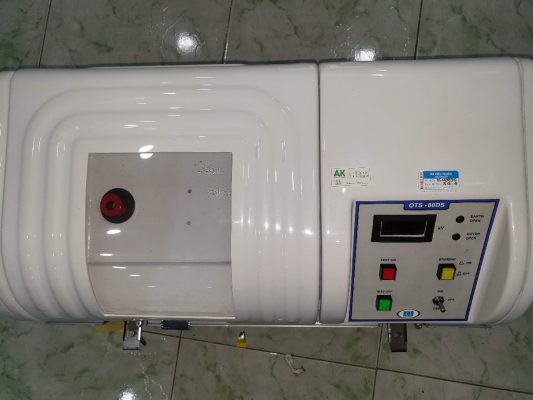 Một mẫu máy đo điện áp đánh thủng được ưa dùng hiện nay